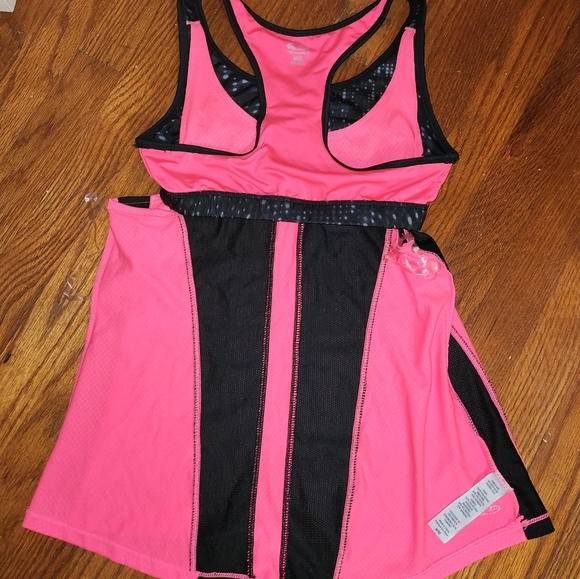 C9 No Limits Tank - Picture 5 of 7